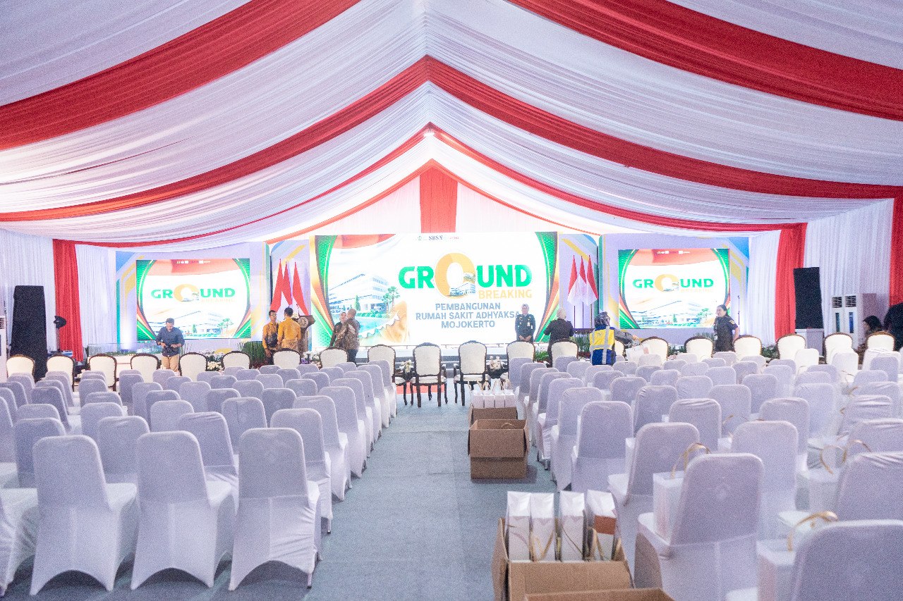 Interior tenda roder ukuran 20x35 meter untuk acara ground breaking, Airesta Tent Mojokerto